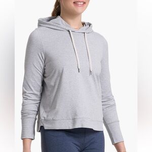Vuori halo essentials hoodie